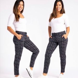 Betabrand Shibori Cropped Slim-Straight leg zip ankle Size Medium Petite